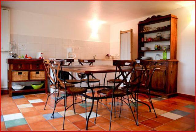 Villa Castel Maison-Table D'Hotes & Jardin-Refuge De Biodiversite Rillieux-la-Pape Екстер'єр фото